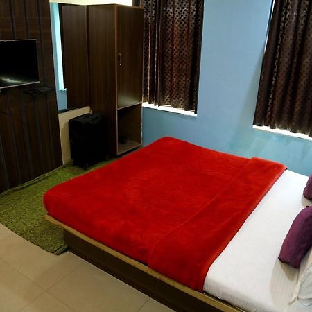 Hotel Citizen Inn Ahmedabad Buitenkant foto